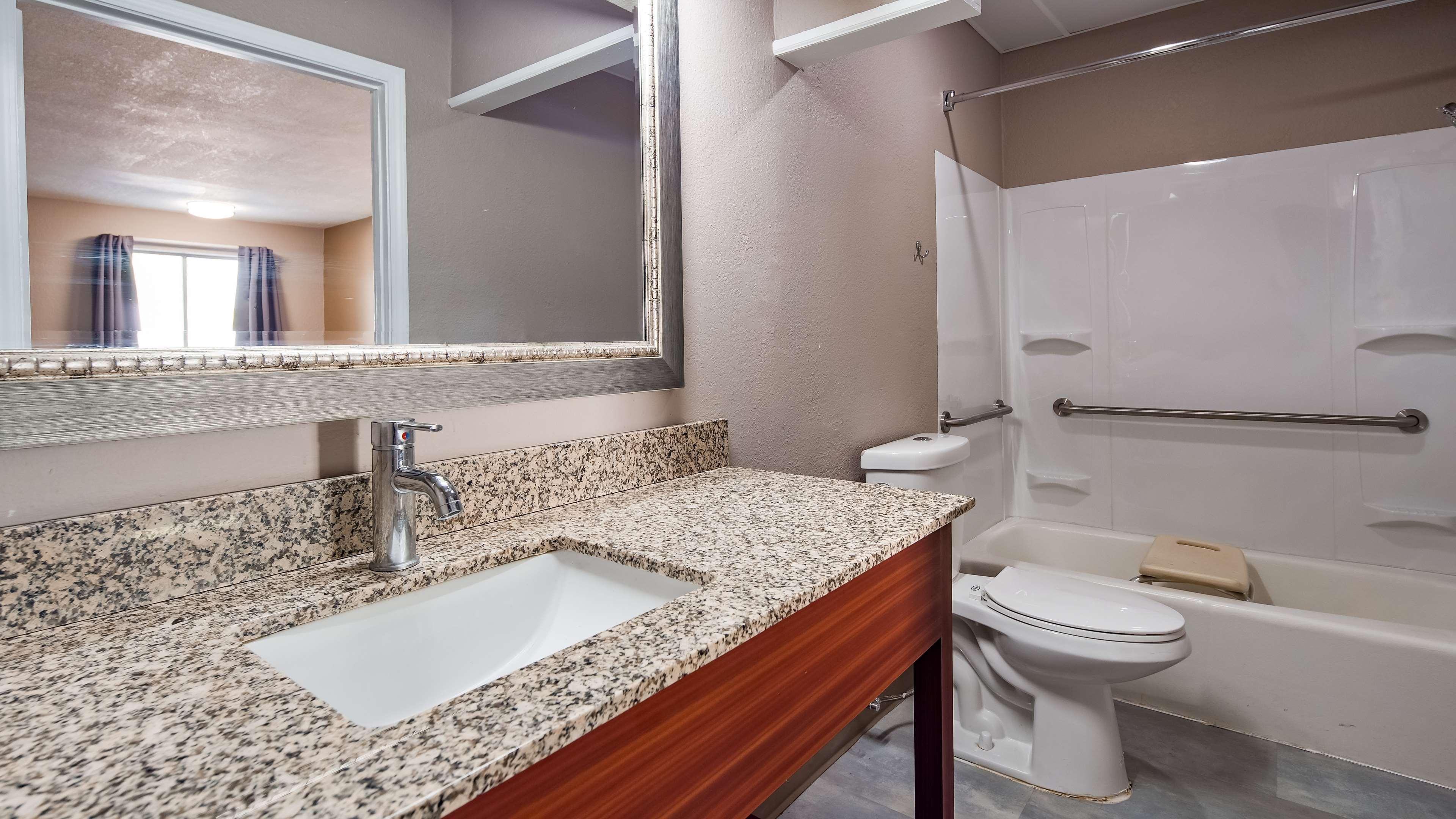 Surestay Hotel By Best Western Olathe Εξωτερικό φωτογραφία