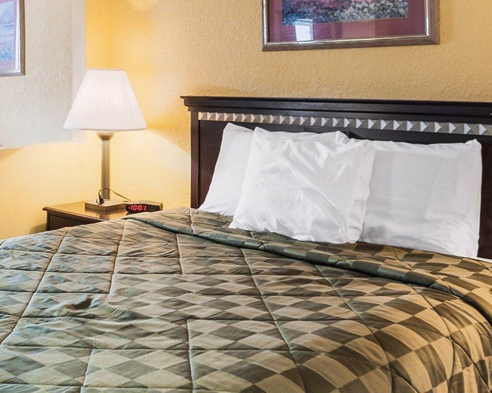 Surestay Hotel By Best Western Olathe Εξωτερικό φωτογραφία